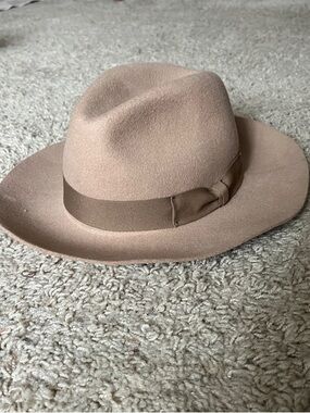 Uniqlo Beige Women’s Fedora With Decorative Bow